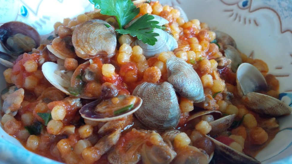 Fregola with clams