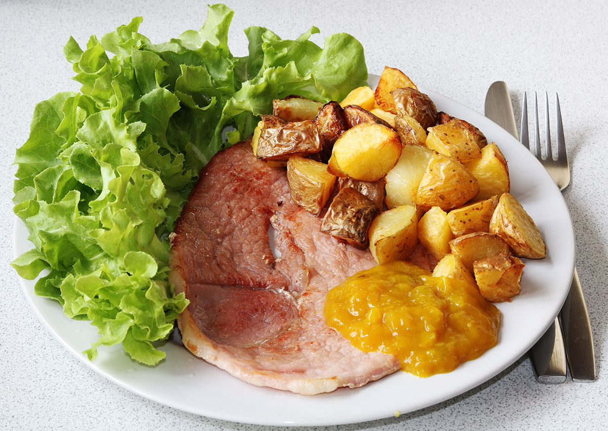 Gammon with piccalilli 1 s.jpg