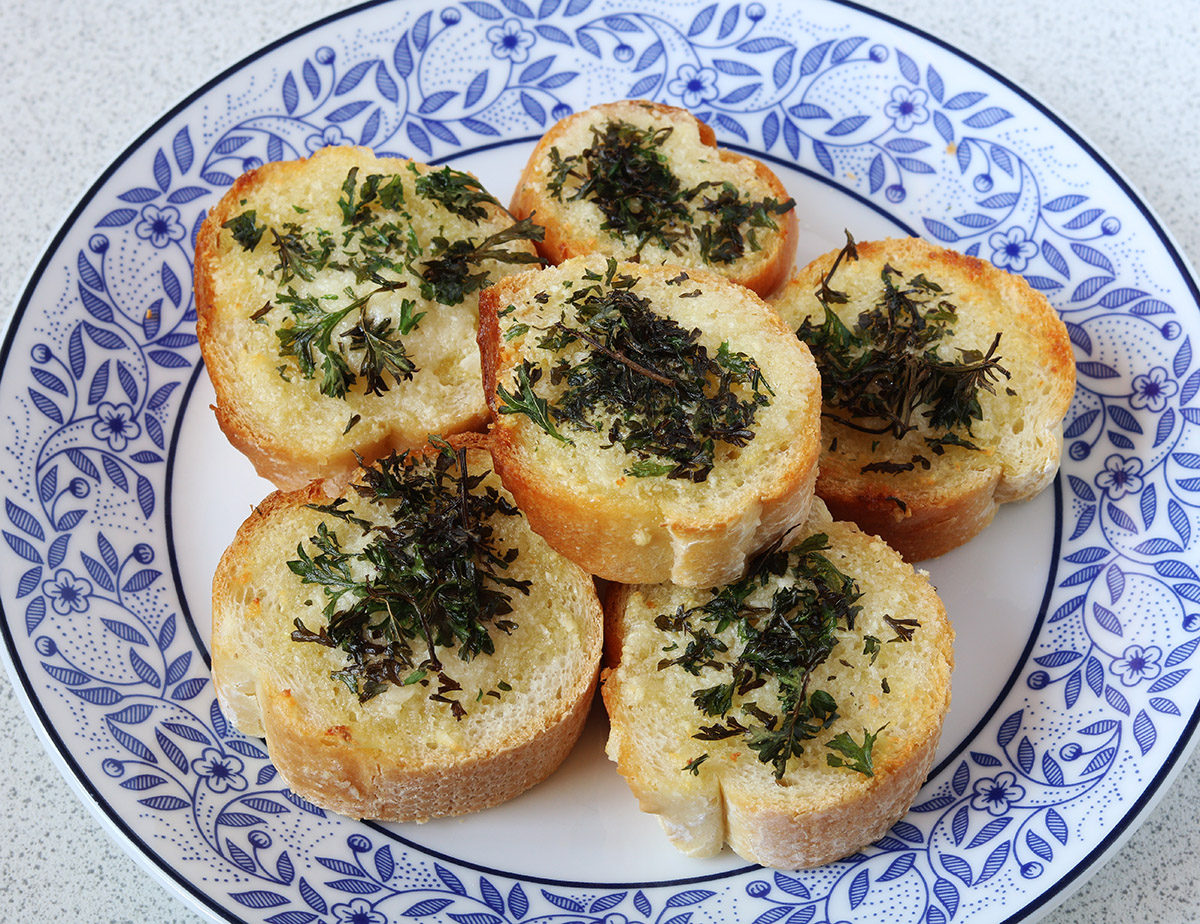 Garlic bread s.jpg