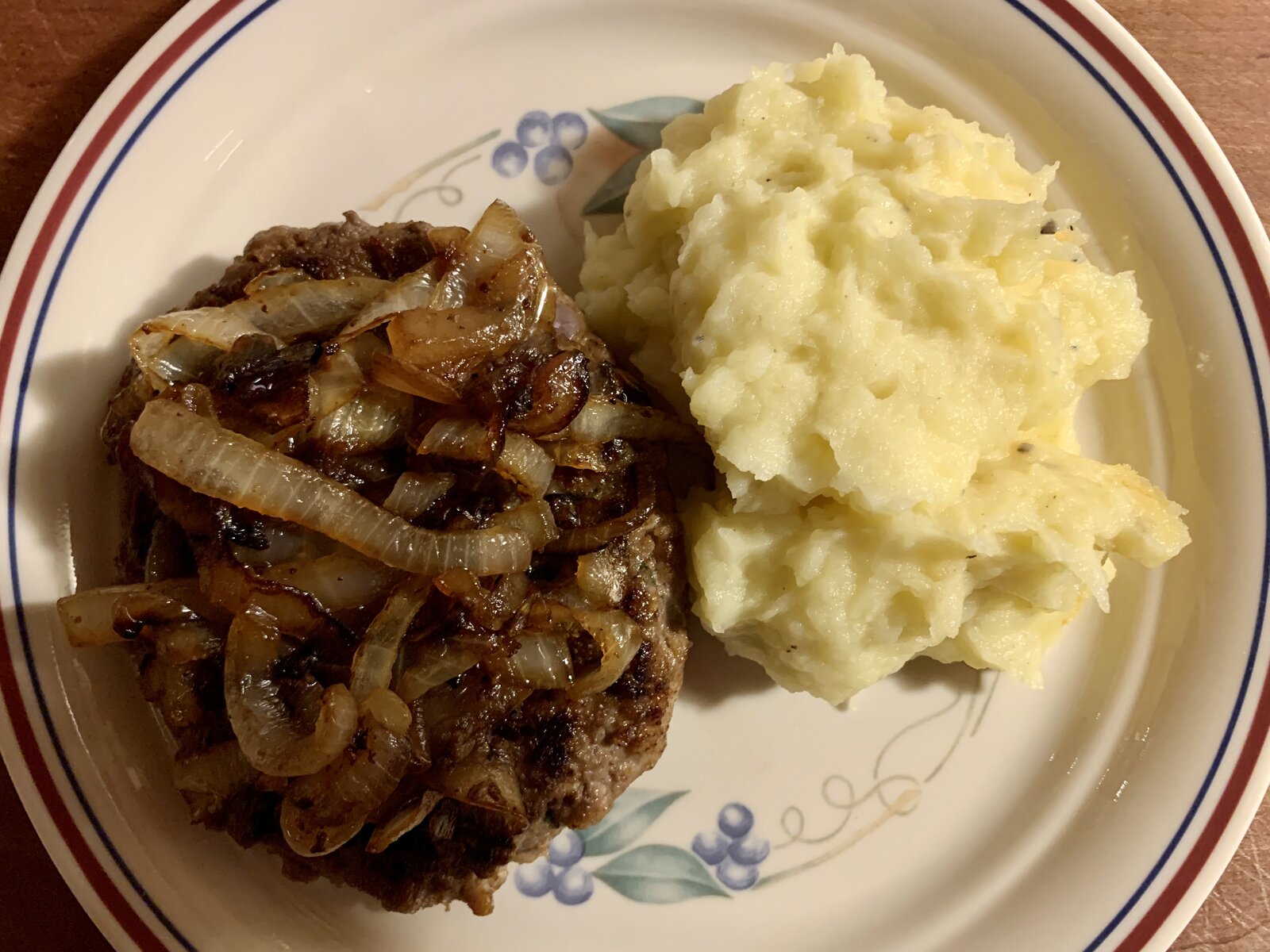 German-Style Beefsteak & Mash W/ Fried Onion