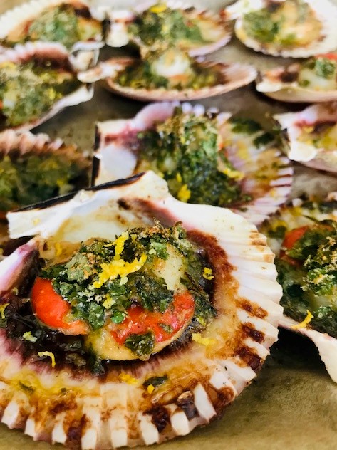 Ginger-Lemon flavoured baked scallops.jpg