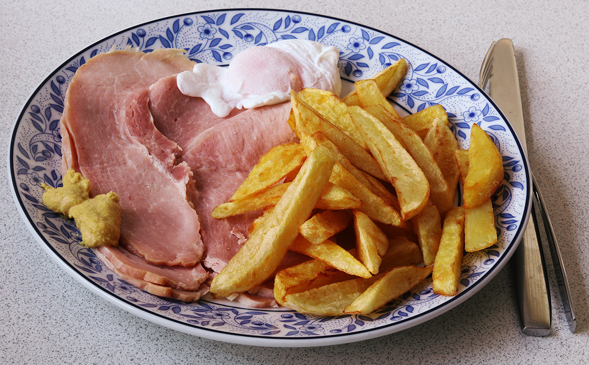 Ham, egg and chips 1 s.jpg