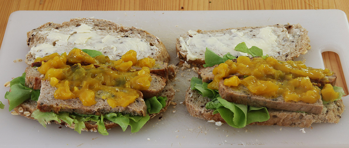 Haslet piccalilli sarnies 2 s.jpg