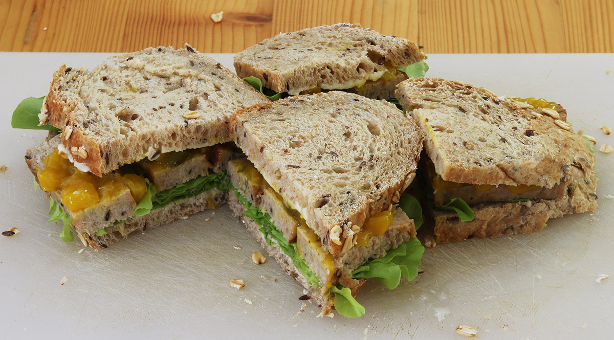 Haslet piccalilli sarnies s.jpg