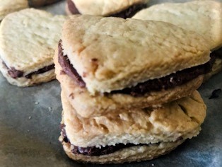 Heart-shaped Choco-filled Spelt Shortbread.jpg