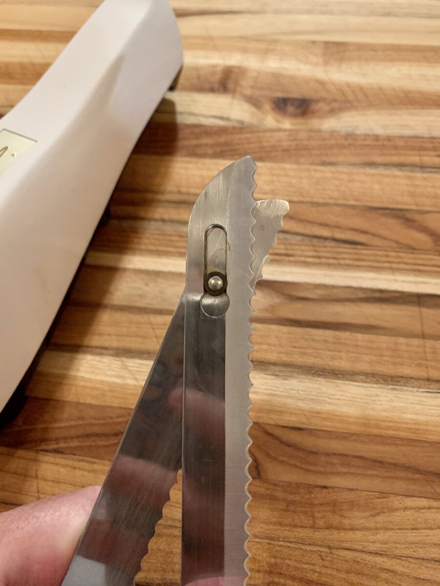How The Blades Fit
