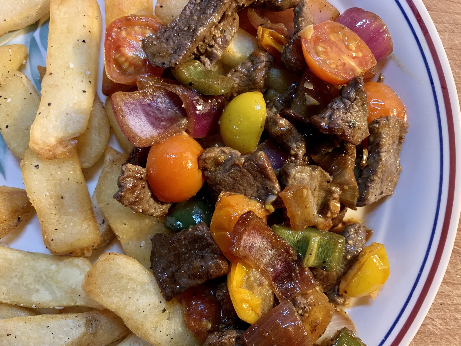 Lomo Saltado