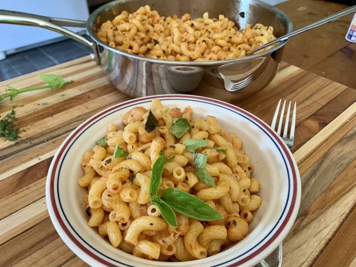 Macaroni With Chickpeas And Herbs