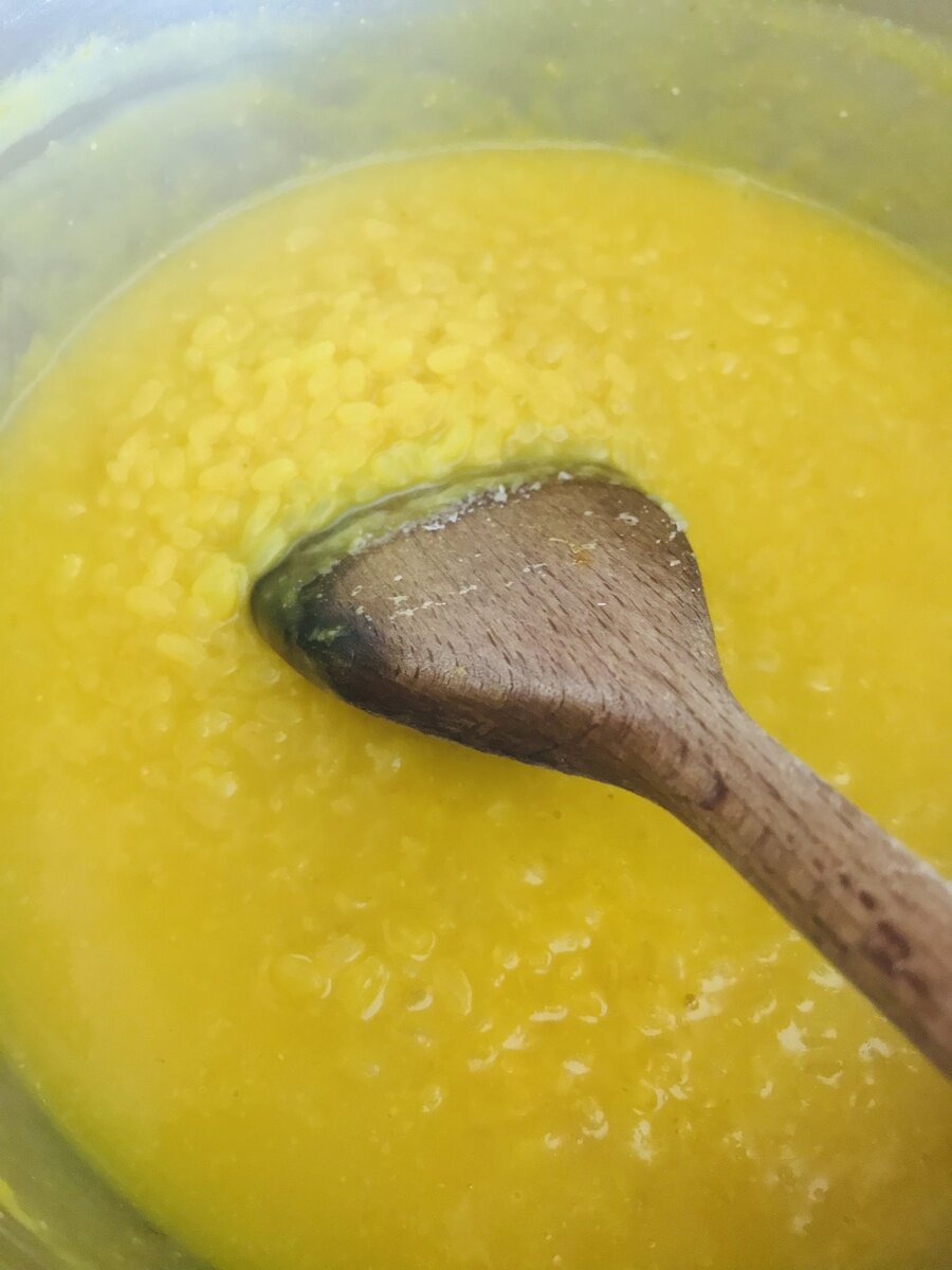 Making Milanese Saffron Risotto.jpeg