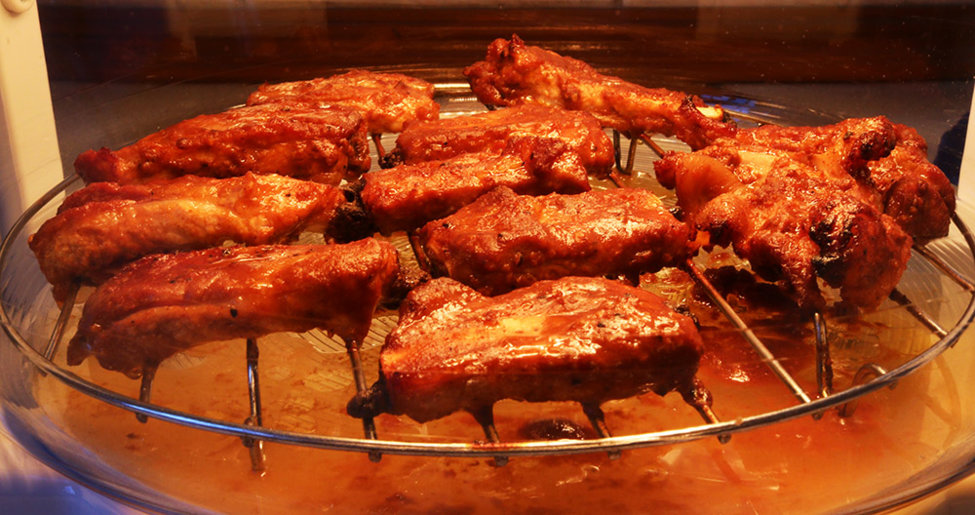 Marinated pork ribs (J.O. style)