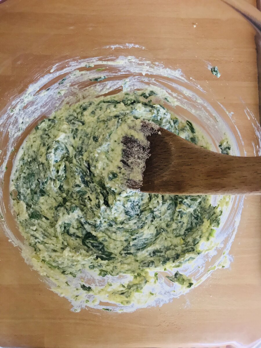 Mix Ricotta and Spinach.jpeg