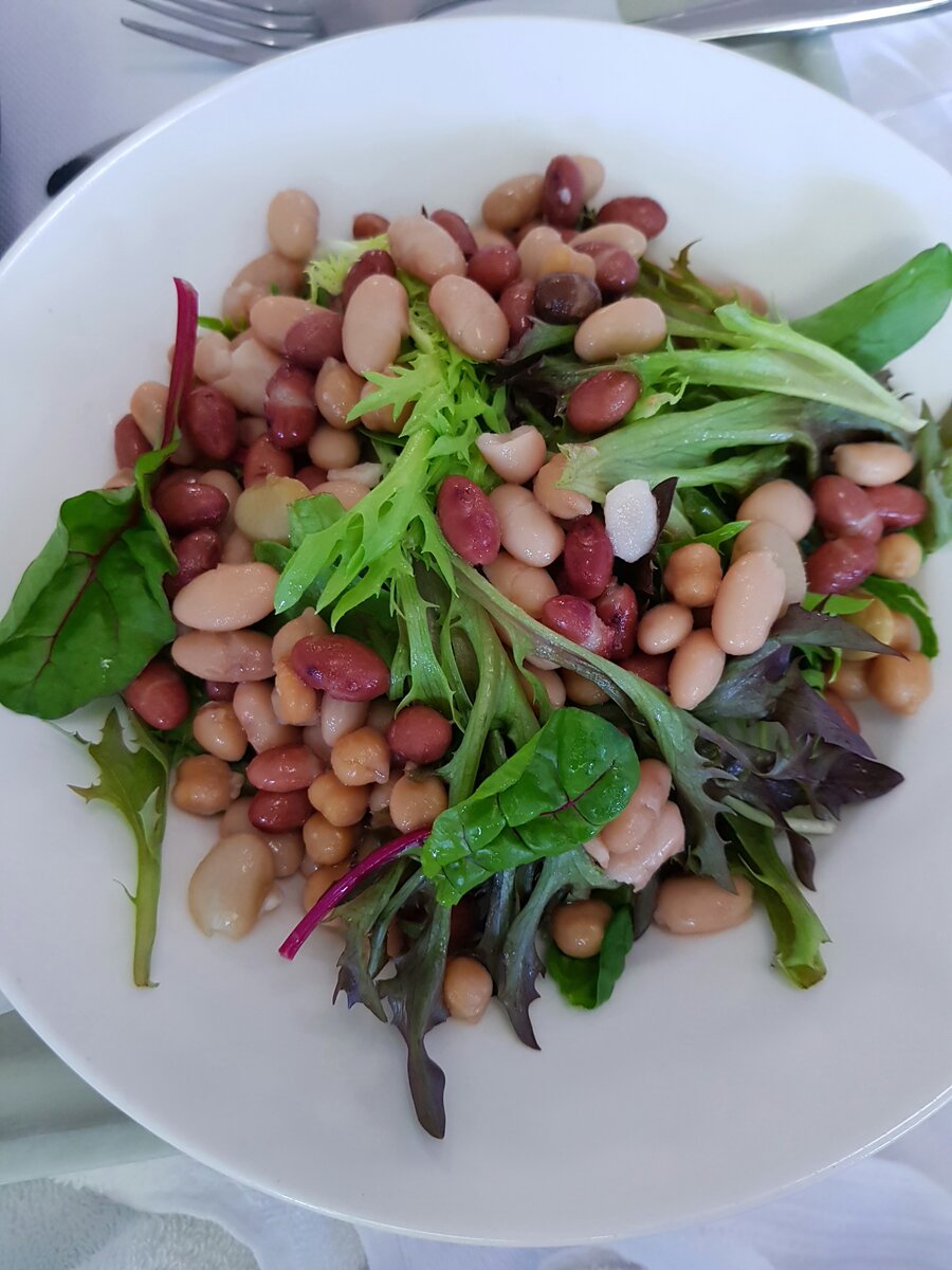 Mixed bean salad