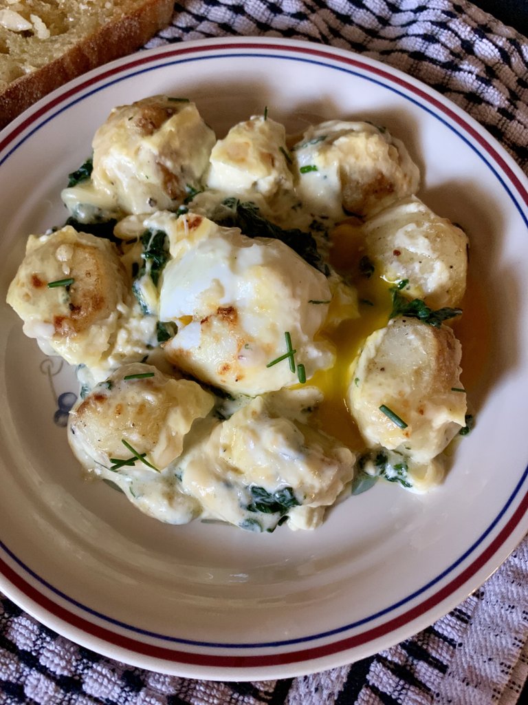 Mollet Eggs (And Potato) Florentine