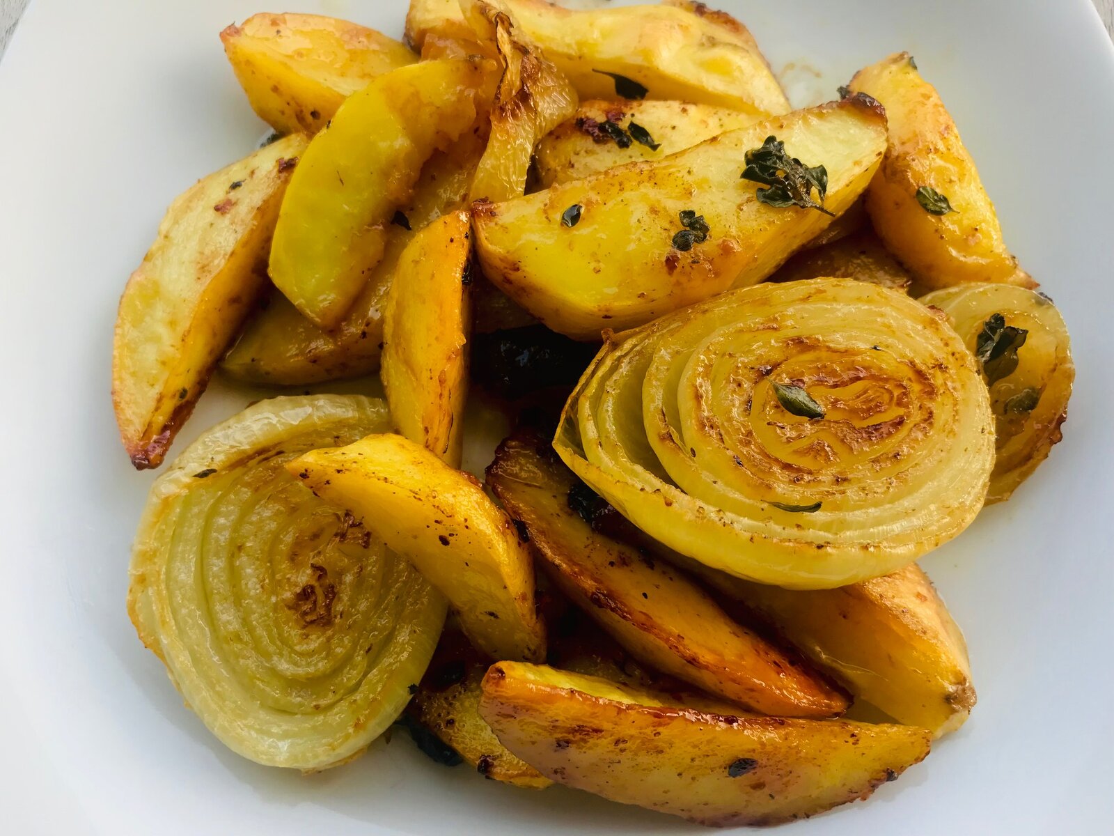 Oven-Baked Potato and Onion flavoured with Saffron and Marjoram.jpg