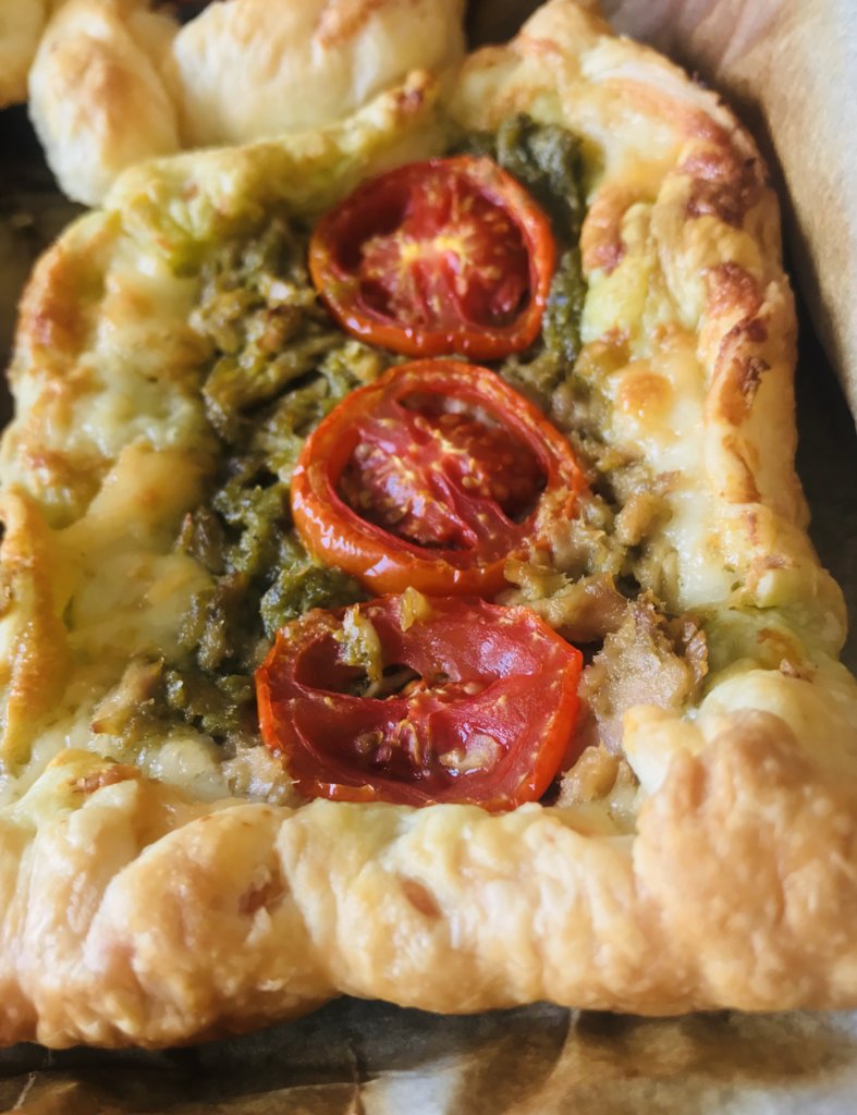 Pesto, tuna, cherry tomato tart.jpeg