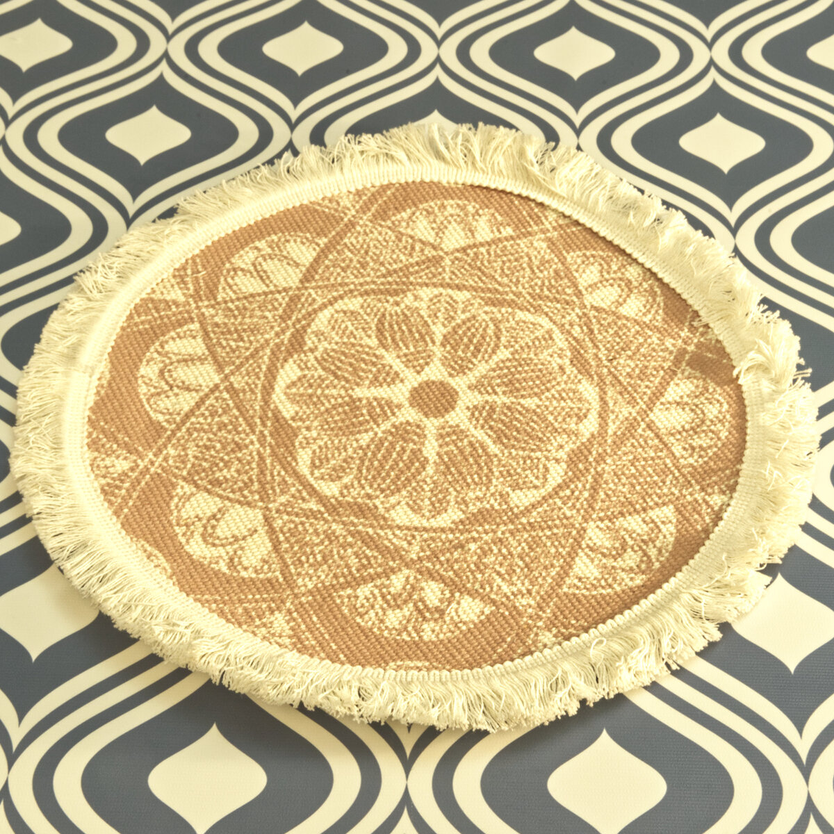 Pink Frilled Geometric Pattern Round Placemat