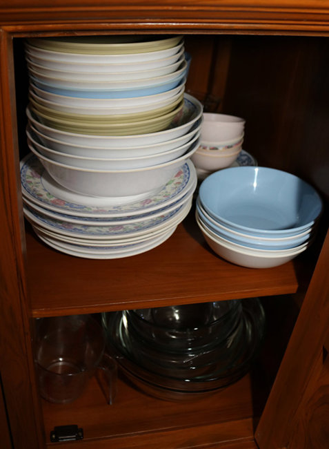 Plastic plates