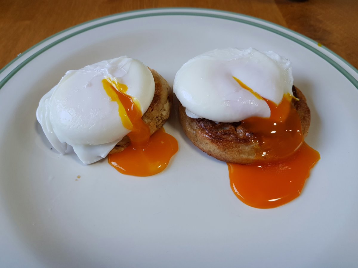 Poached Eggs on Crumpets