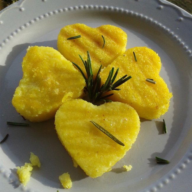 Polenta hearts