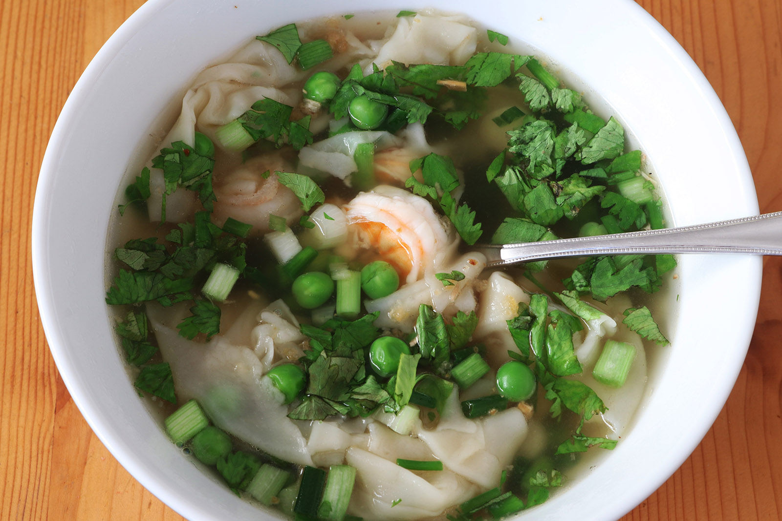 Prawn wonton soup 3 s.jpg