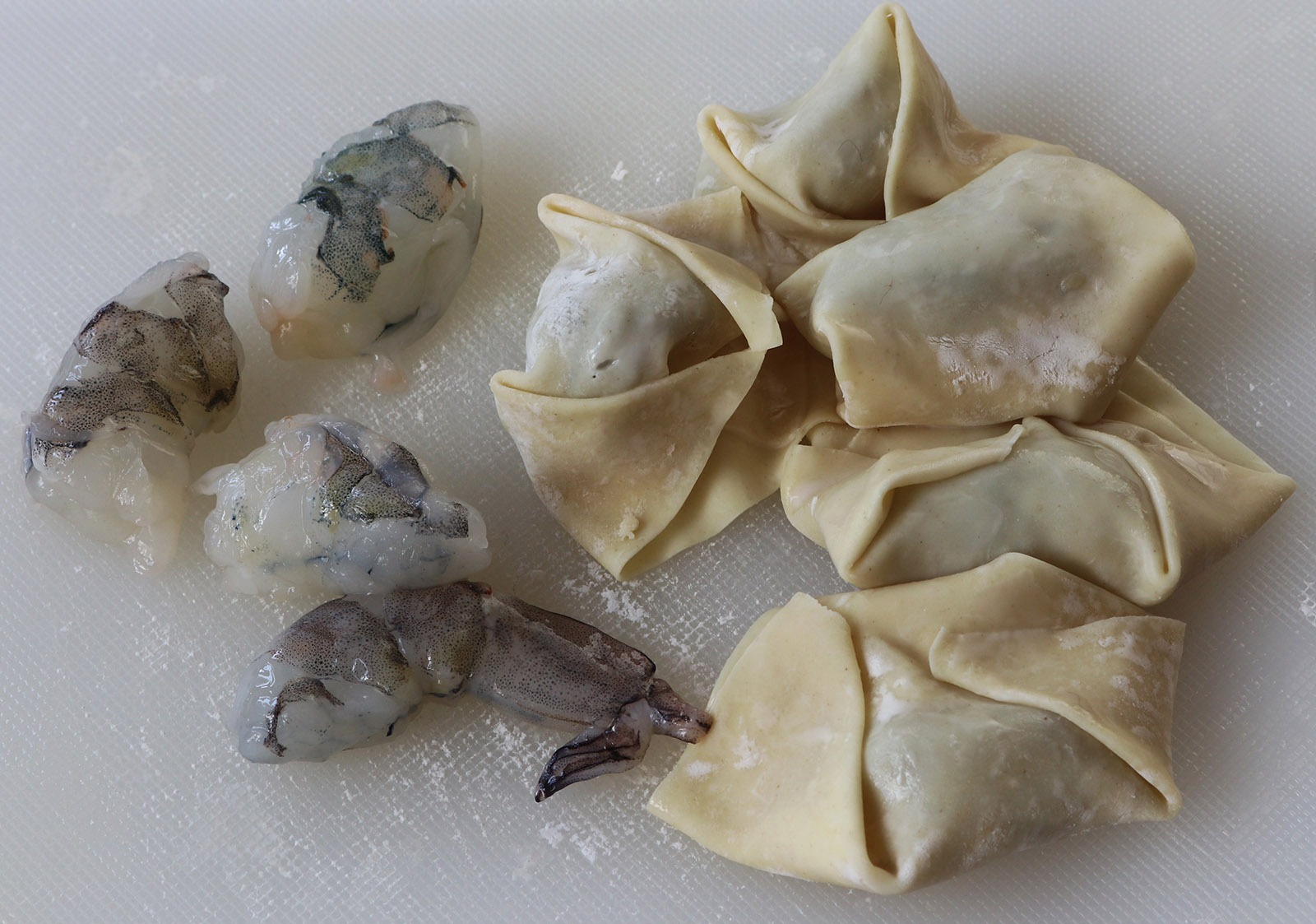 Prawn wontons s.jpg