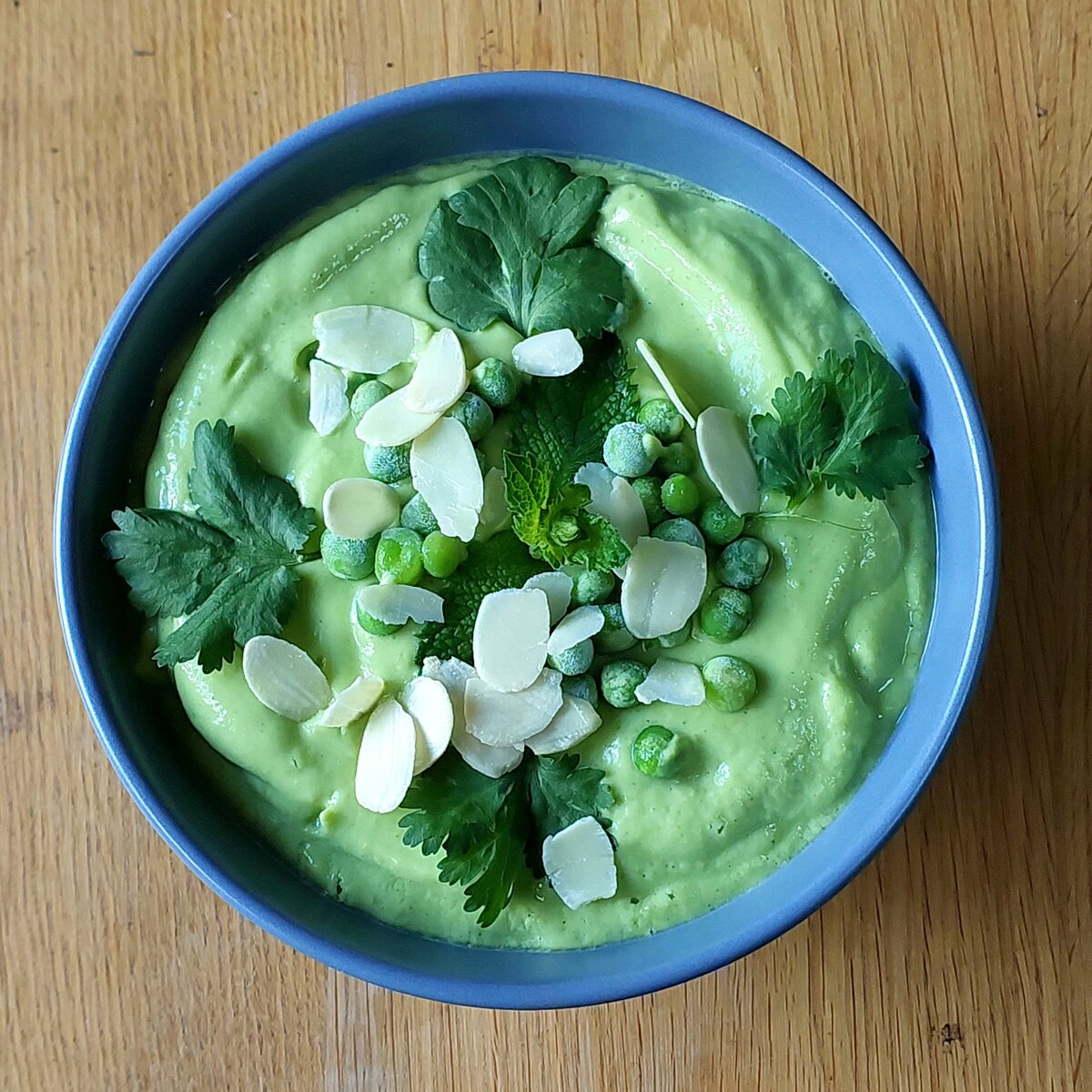 Raw Pea & Courgette Soup