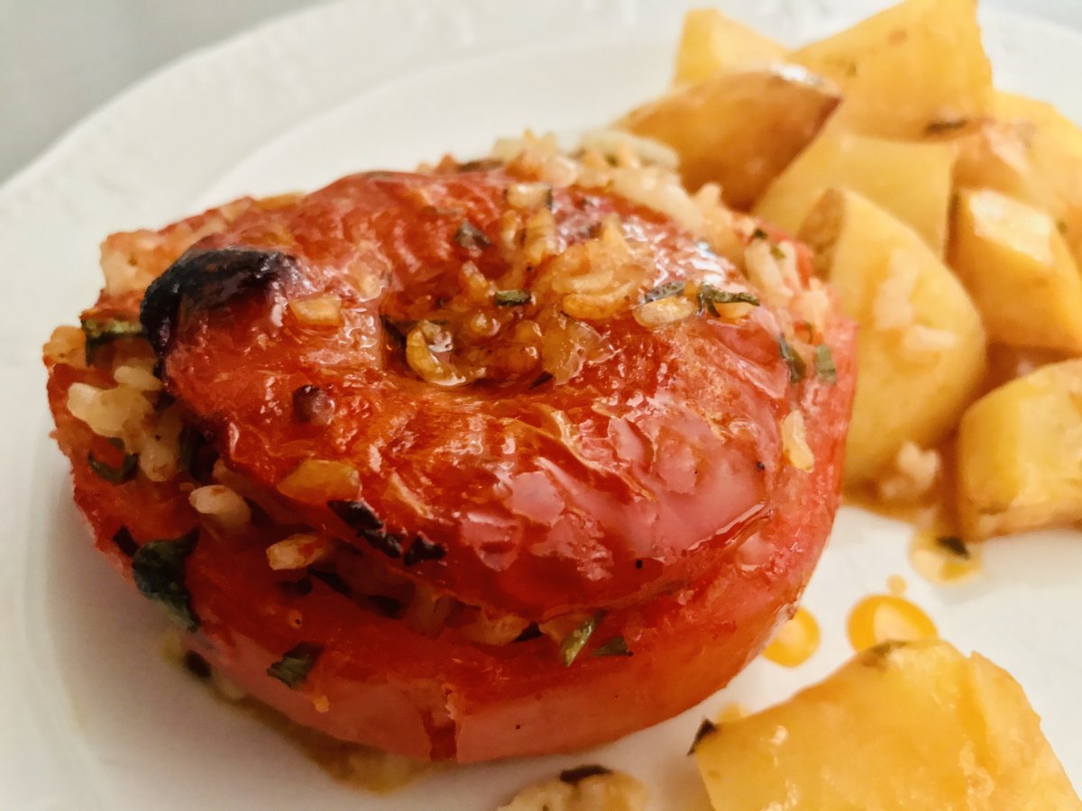 Rice-Stuffed Tomato with Potatoes.jpeg