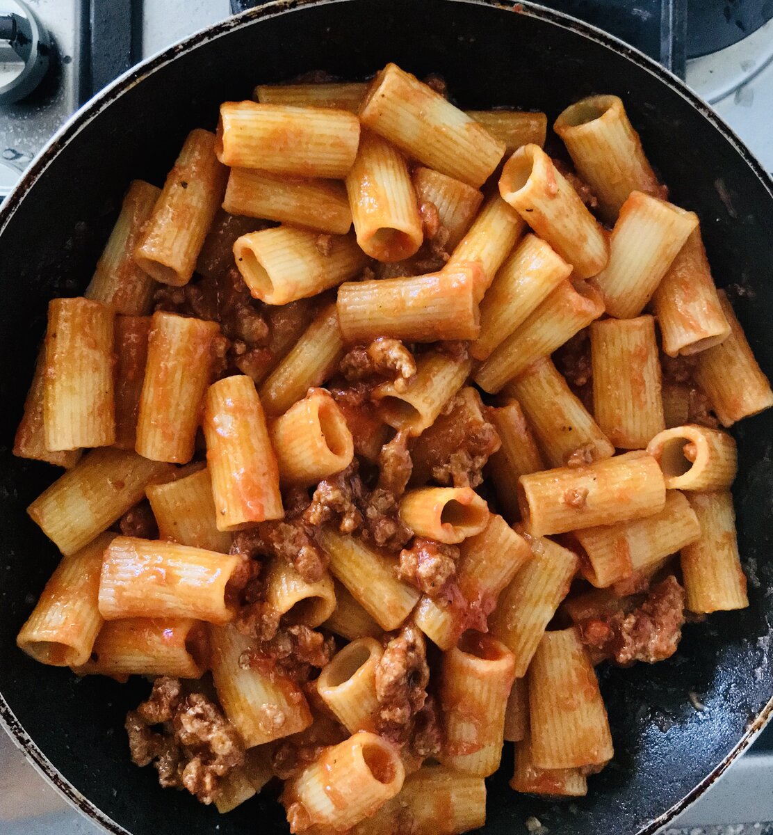 Rigatoni with minced meat in tomato sauce.jpeg