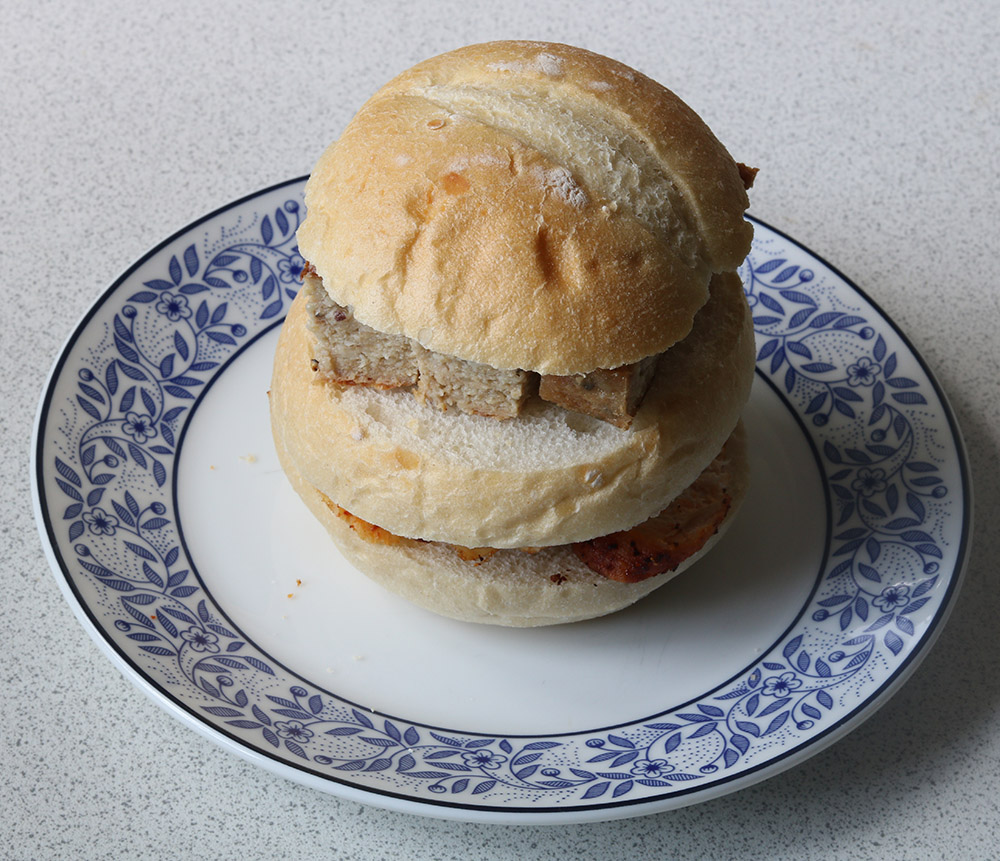 Roast chicken sarnie 3 s.jpg