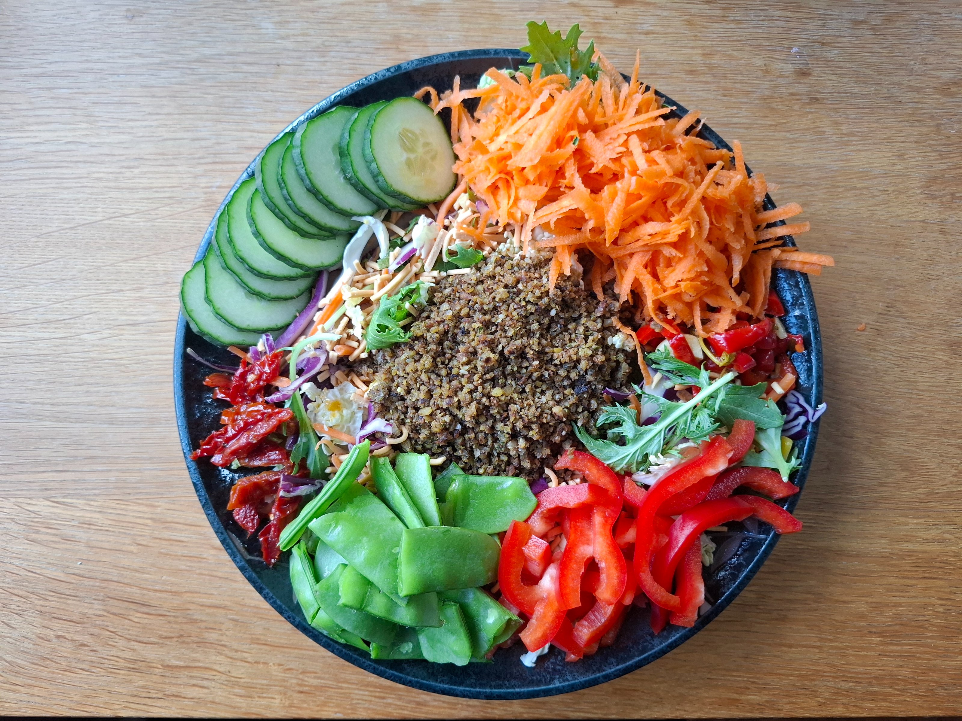 Salad and Falafel Crumbles