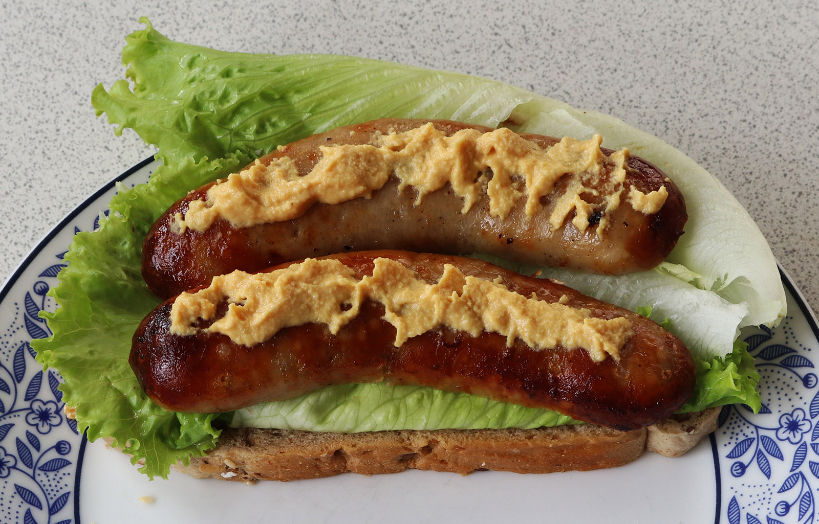 Sausage sarnie 11 s.jpg