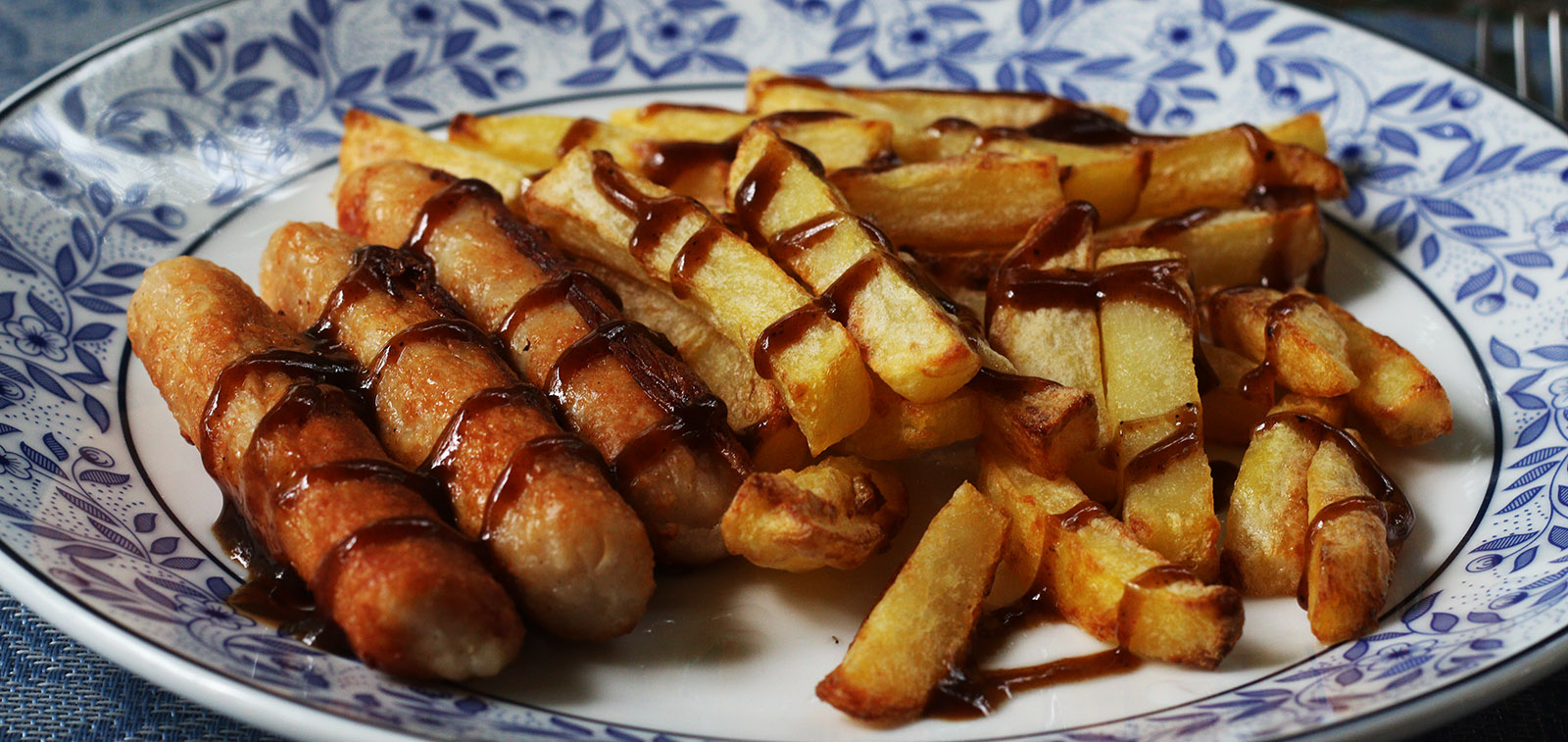 Sausages and chips 2 s.jpg
