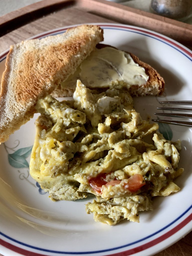 Scrambled Eggs With Pesto And Tomatoes (And Toast)