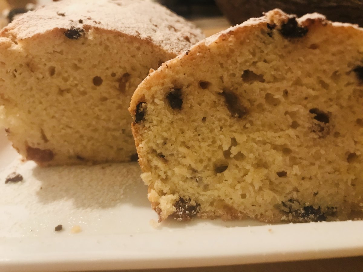 Semolina and Buttermilk plumcake.jpeg