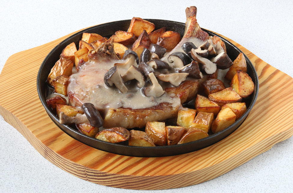 Served with mushroom sauce.