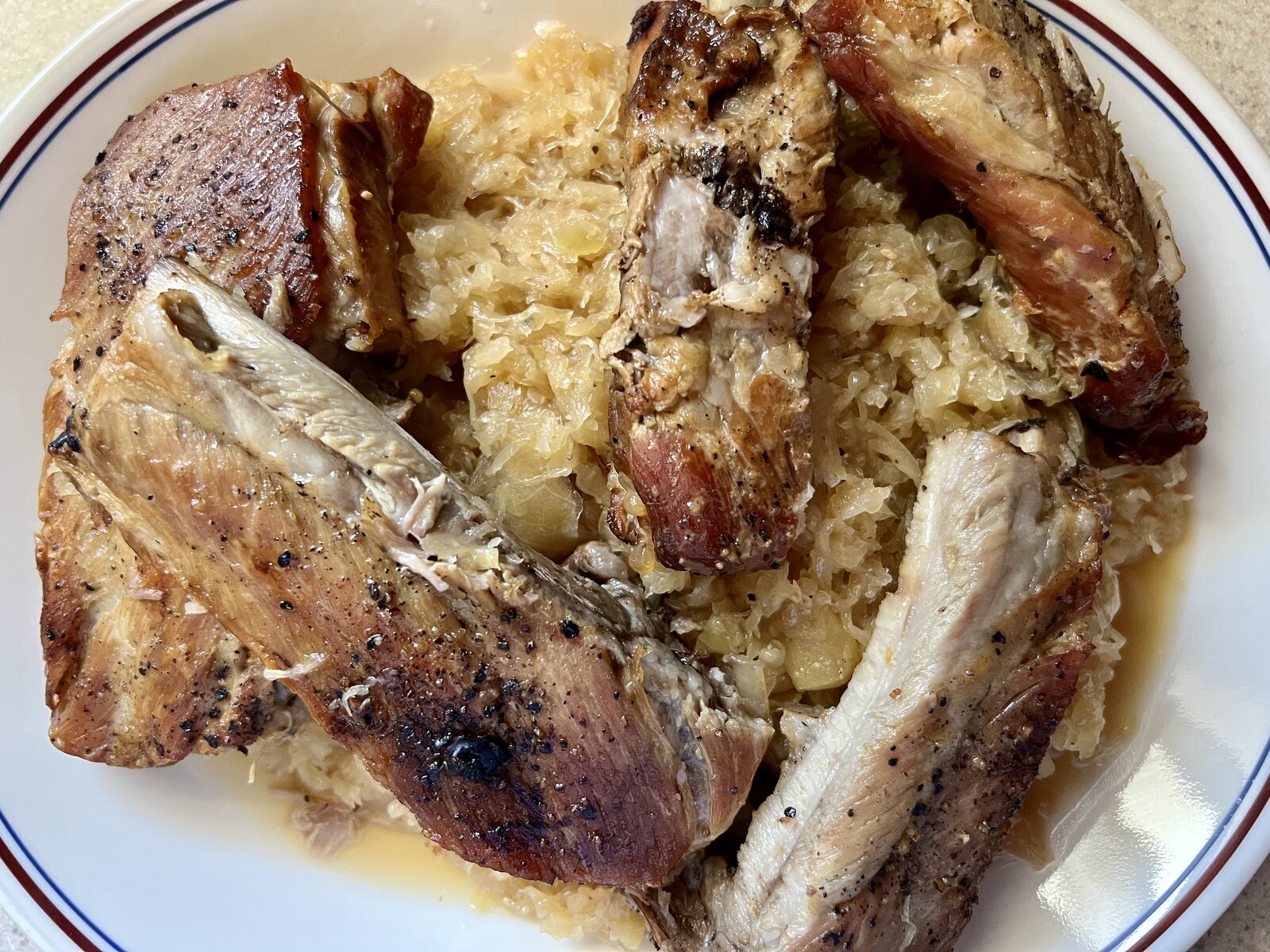 Spareribs & Sauerkraut