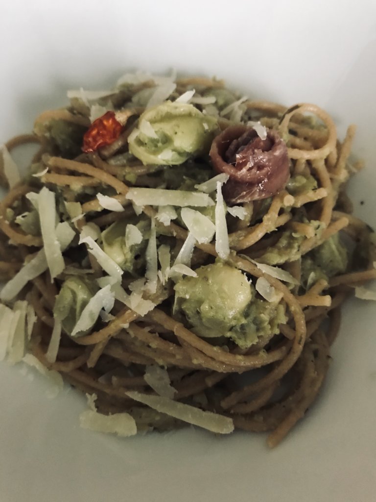 Spelt spaghetti with broad beans.jpeg