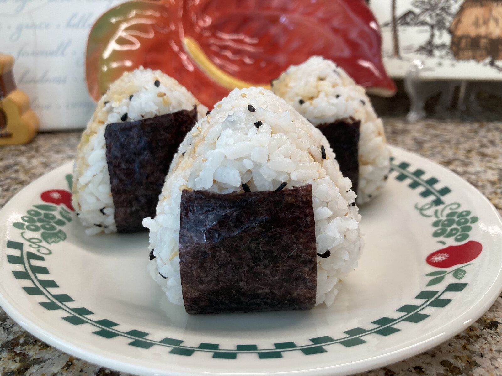 Spicy Mayo Tuna Onigiri