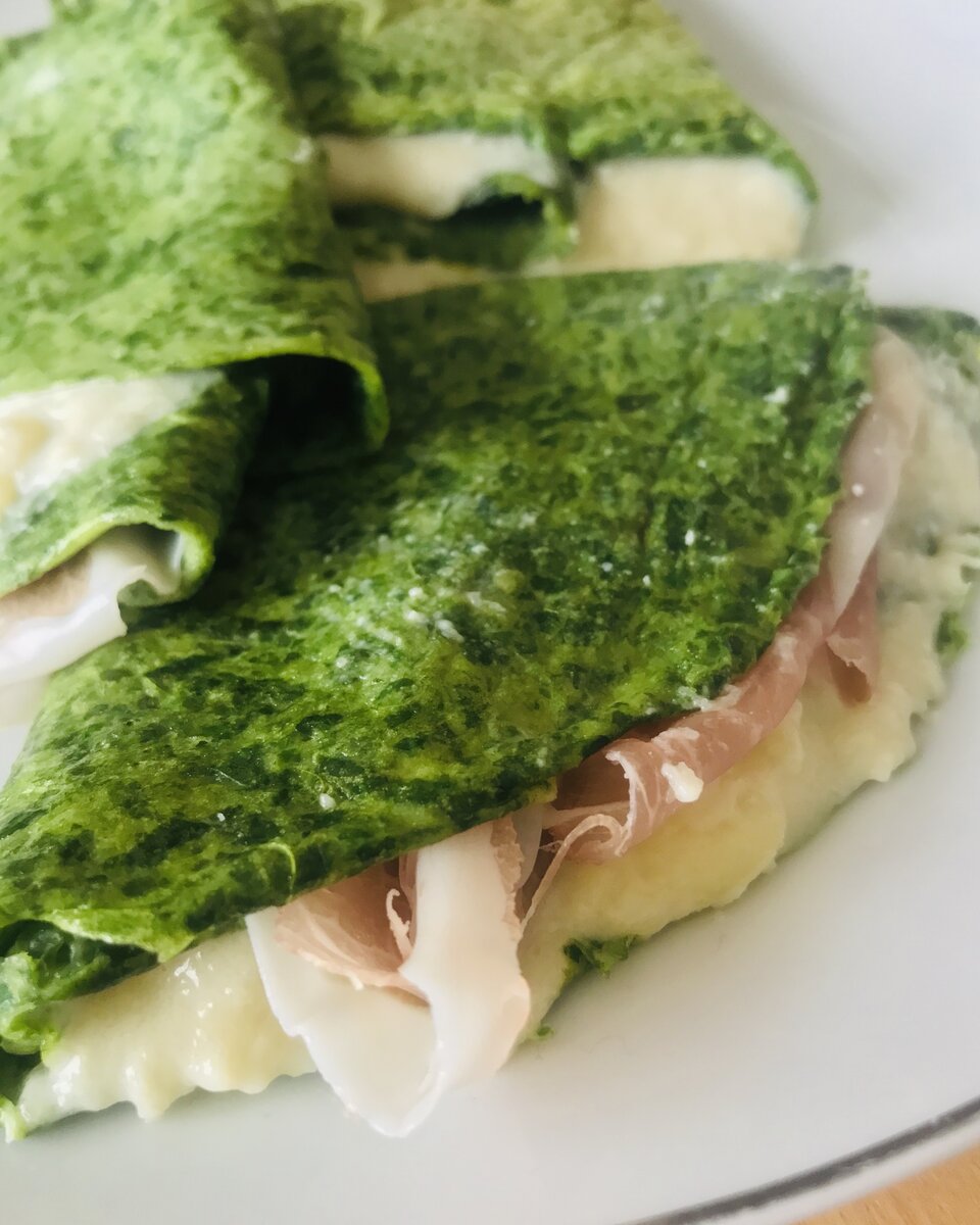 Spinach Crêpes filled with Prosciutto and Cheese.jpeg CookingBites