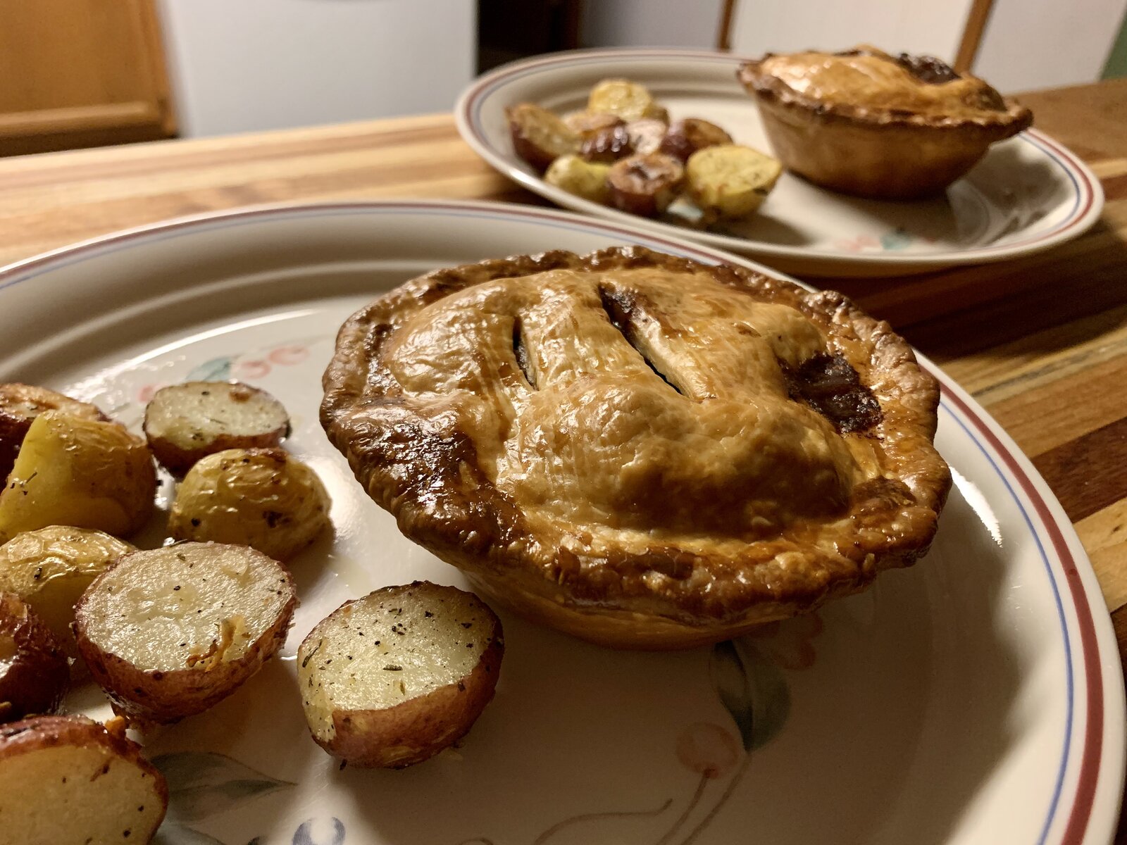 Steak & ale pie w/mushrooms