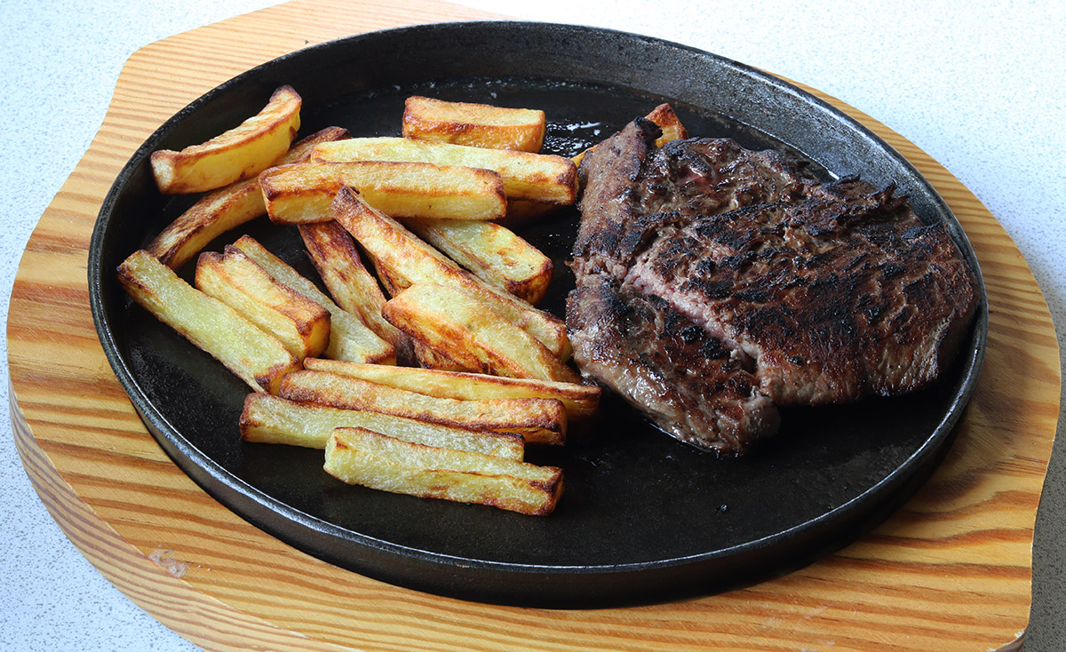 Steak and chips s.jpg