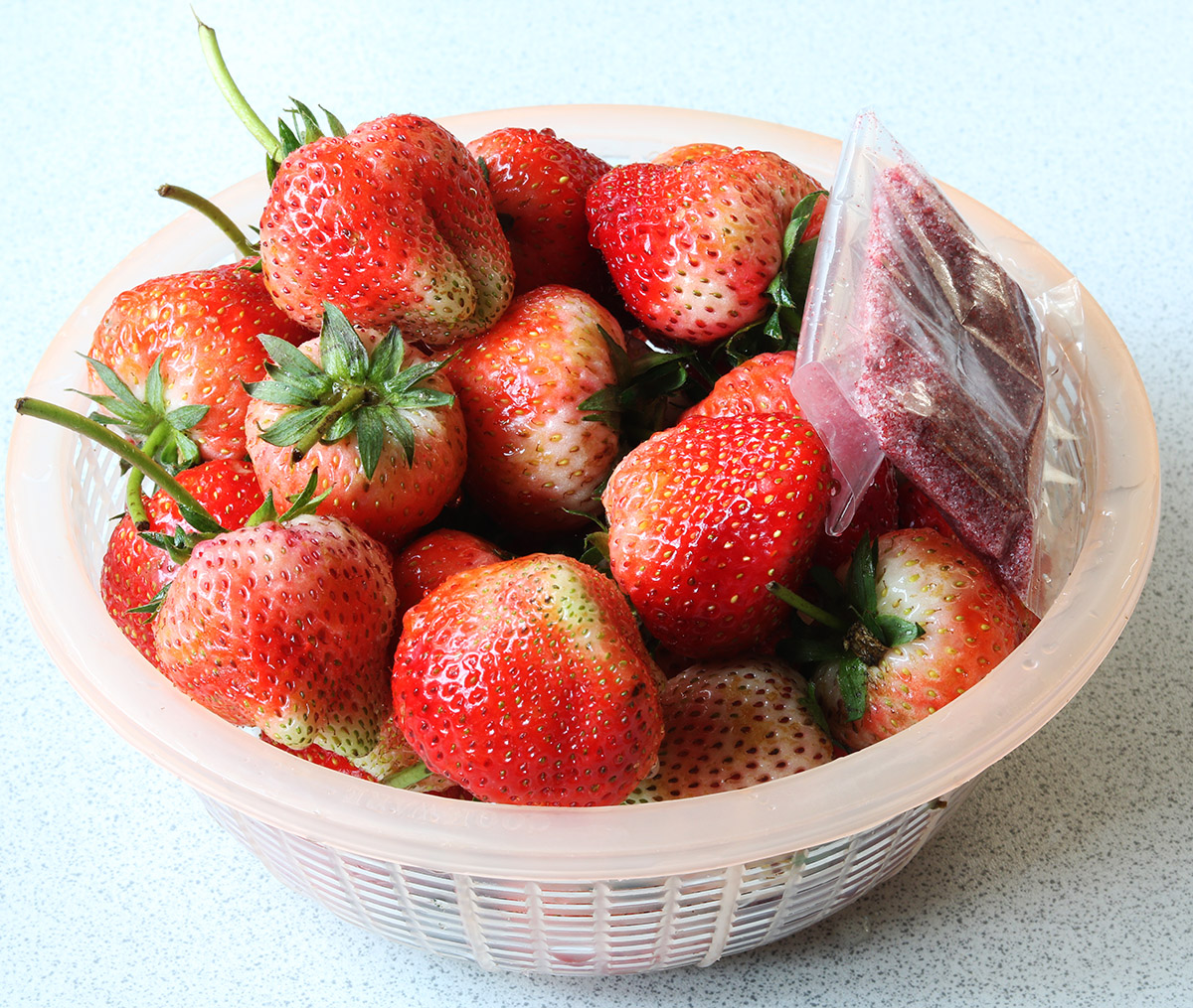 Strawberries s.jpg