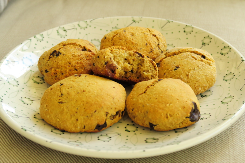 The Avocado Chocolate Chunk Cookie/Scone Experiment