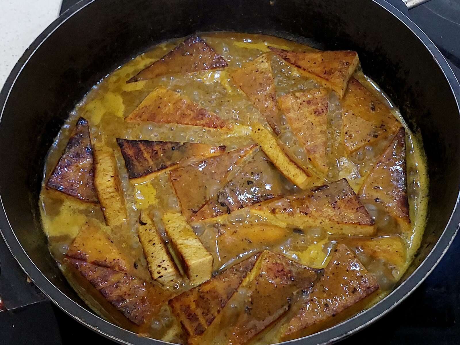 Tofu cooking in the glaze