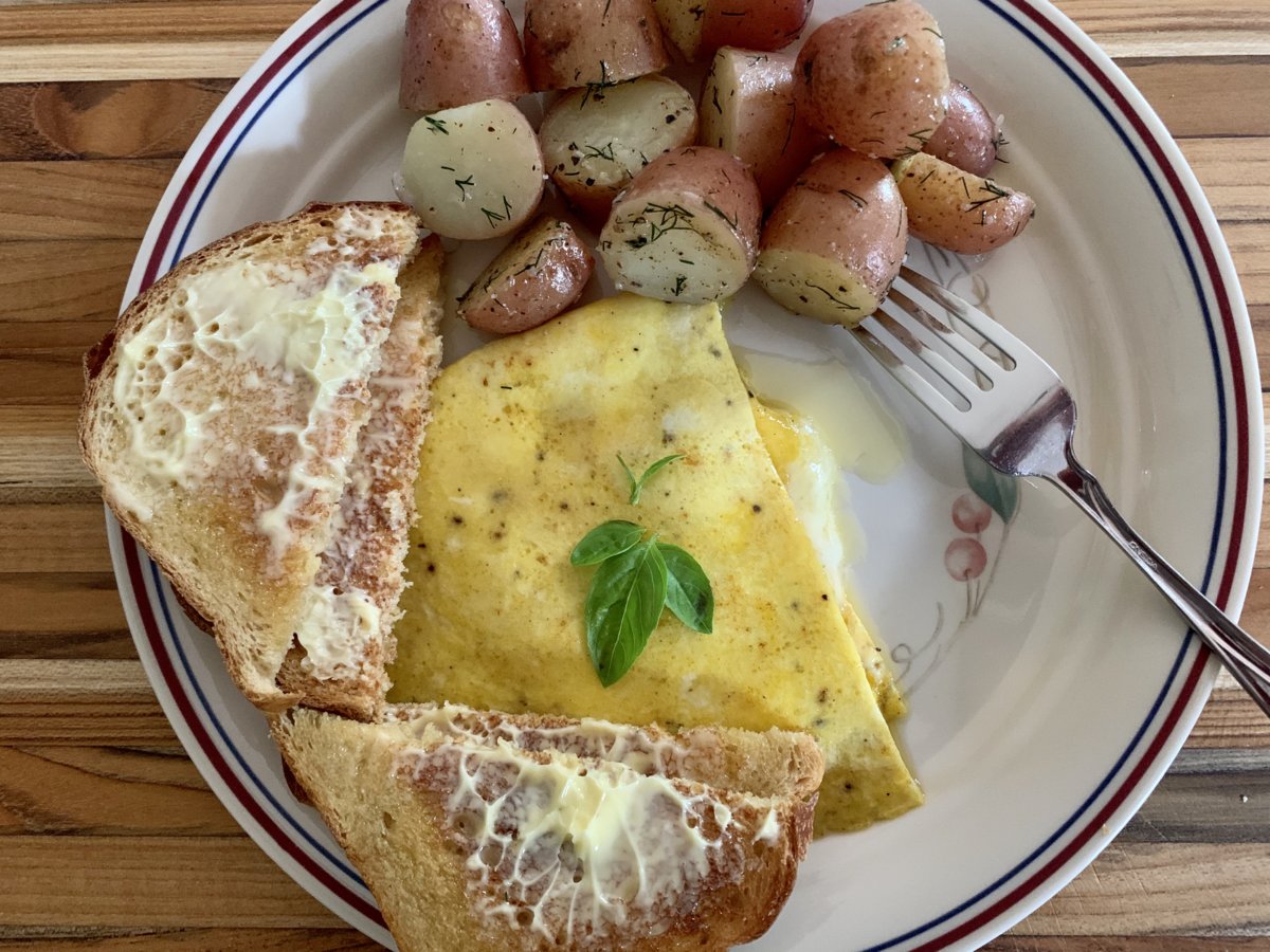 Tomato-Onion-Havarti-Basil Omelette