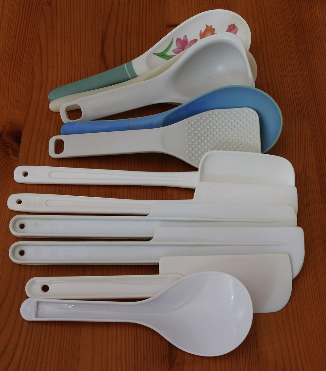 Utensil drawer 2 s.jpg