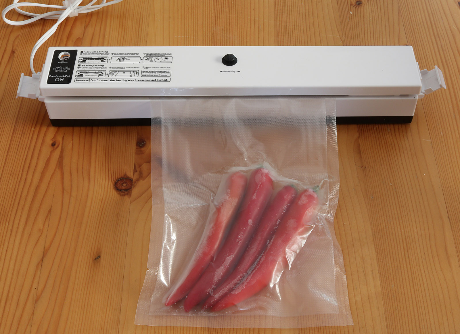 Vacuum sealer 5 s.jpg