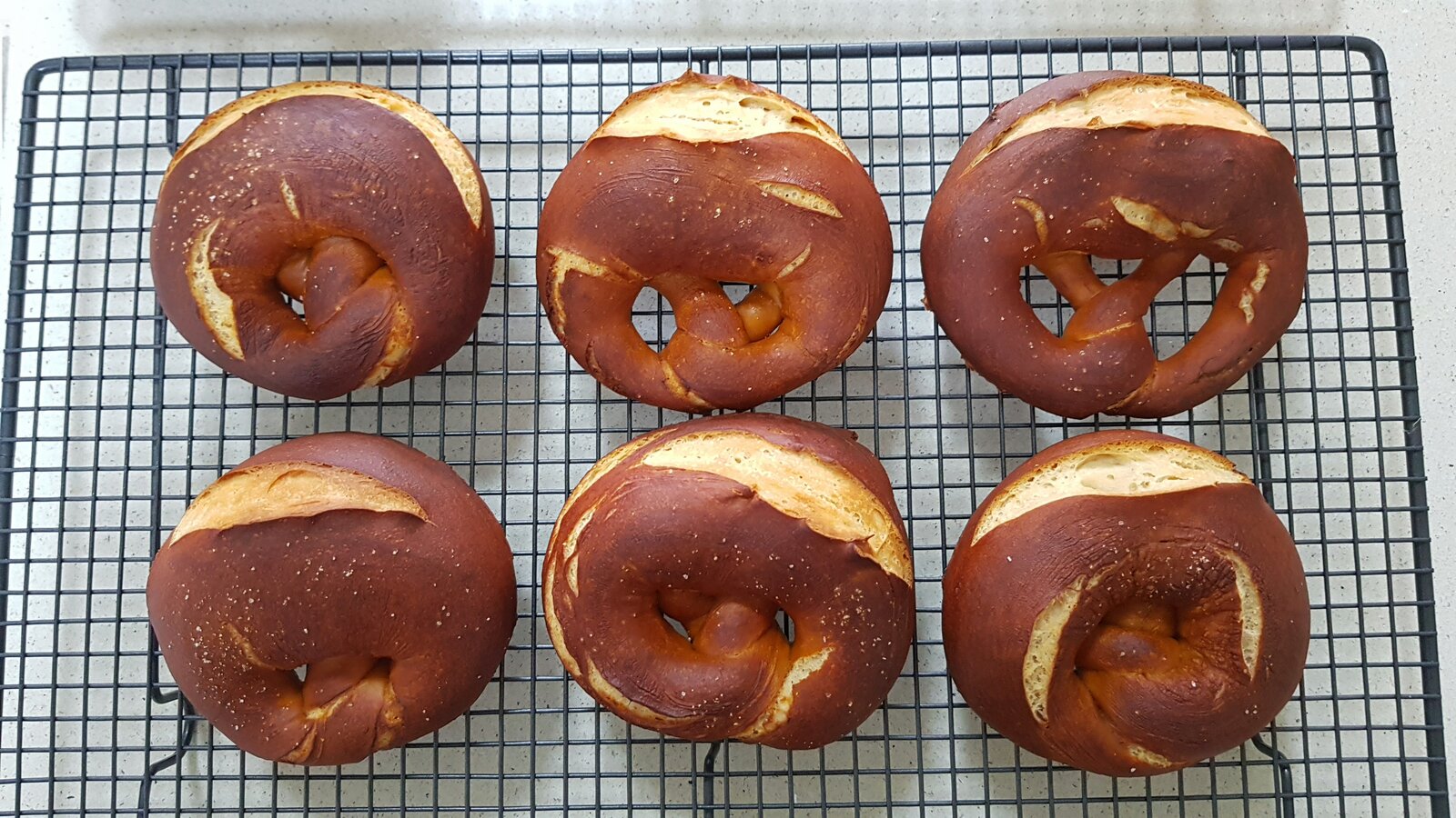 Vegan beer pretzels