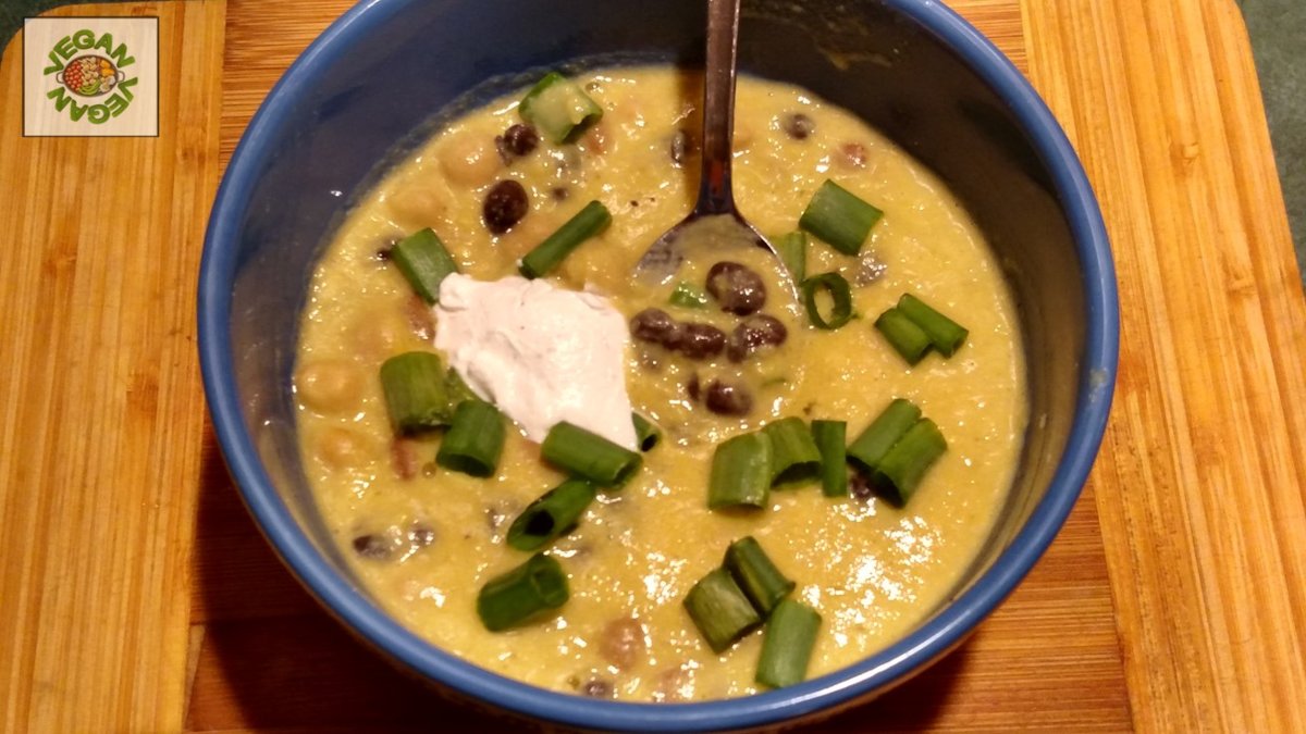 vegan-corn-chowder-3-bean-soup-in-bowl.jpg
