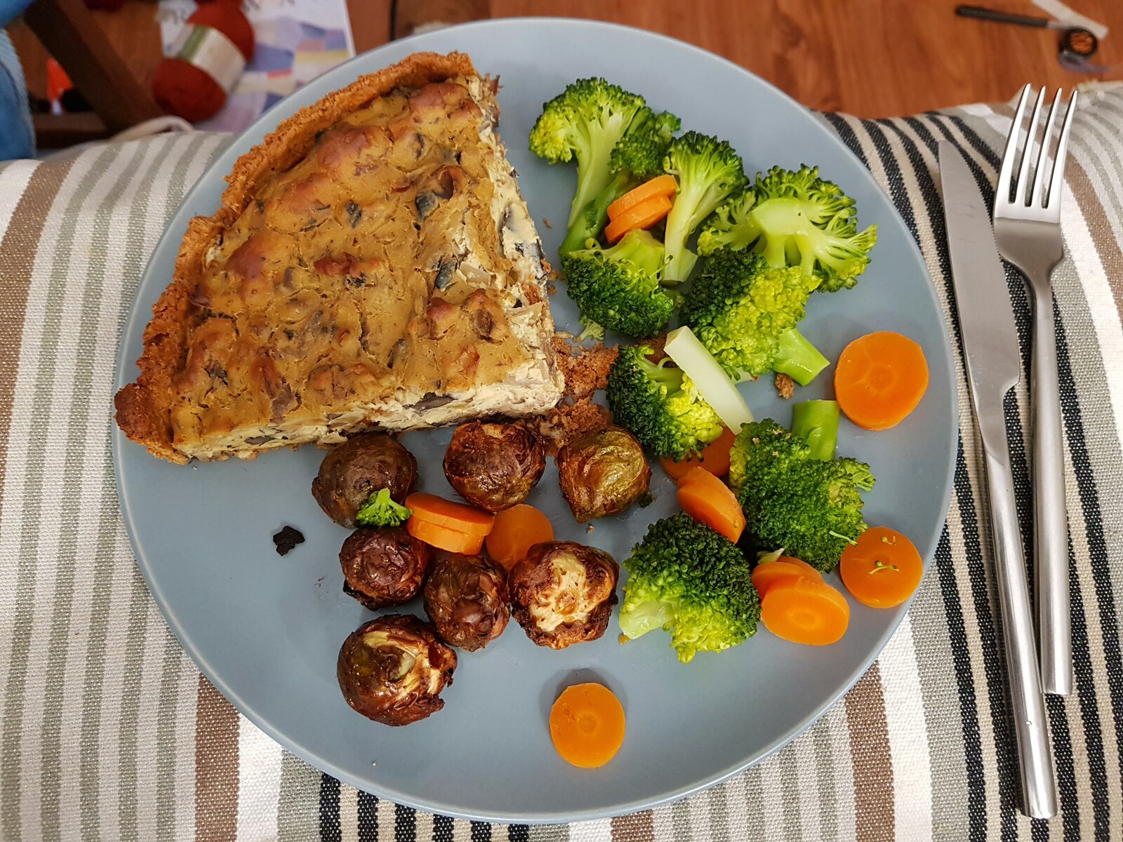 Vegan Wild Mushroom Quiche & Vegetables